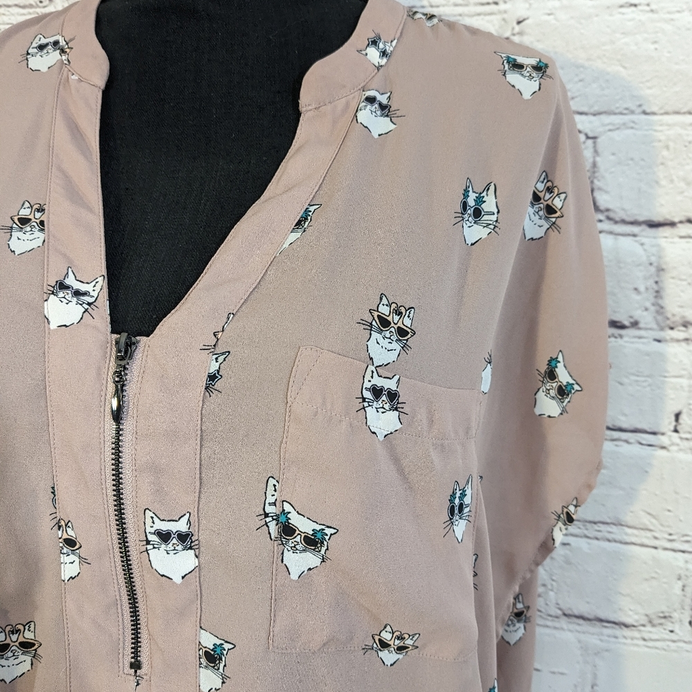 Torrid cool cat blouse
